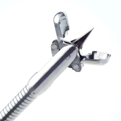 Щипцы биопсийные овальные бранши с иглой, многоразовые Фото товара Щипцы биопсийные овальные бранши с иглой, многоразовые