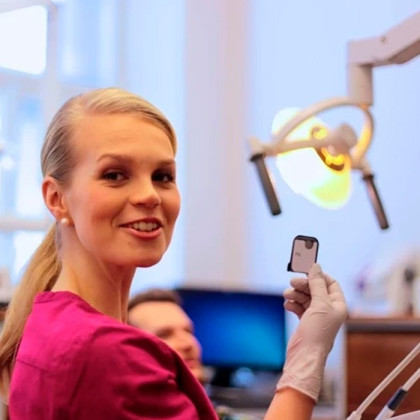 Digora Optime Classic - беспроводной визиограф в комплекте с 6-ю тонкими датчиками размера 31x41 мм Фото товара Digora Optime Classic - беспроводной визиограф в комплекте с 6-ю тонкими датчиками размера 31x41 мм