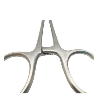 Зажим кровоостанавливающий с атравматической насечкой изогнутый 160мм Surgicon Фото товара Зажим кровоостанавливающий с атравматической насечкой изогнутый 160мм Surgicon