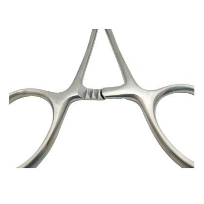 Зажим кровоостанавливающий с атравматической насечкой прямой 160мм Фото товара Зажим кровоостанавливающий с атравматической насечкой прямой 160мм