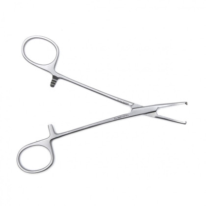 Фото товара Зажим медицинский KOCHER, кровоостанавливающий 1х2 зубый, зубчатый, изогнутый, № 1, 150 мм (З-21-1р), МИЗТ