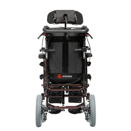 Кресло-коляска инвалидная механическая Ortonica Luxe 200 Фото товара Кресло-коляска инвалидная механическая Ortonica Luxe 200