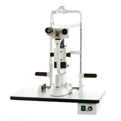 Лампа щелевая с цифровой насадкой ЛС-01 Зенит Фото товара Лампа щелевая с цифровой насадкой ЛС-01 Зенит