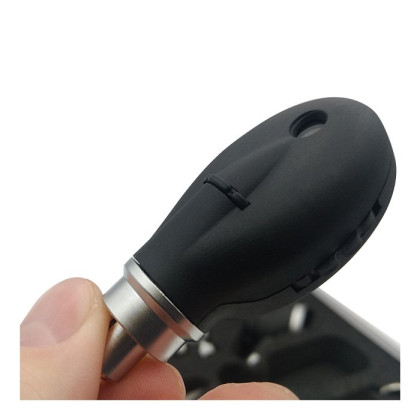 Набор для ЛОР врача Бейсик С10/Е16 KaWe - офтальмоскоп 6 апертур и отоскоп с принадлежностями Фото товара Набор для ЛОР врача Бейсик С10/Е16 KaWe - офтальмоскоп 6 апертур и отоскоп с принадлежностями