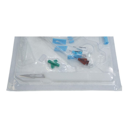 Фото товара Набор для катетеризации центральных вен (по Сельдингеру) трехканальный, 6F, Balton