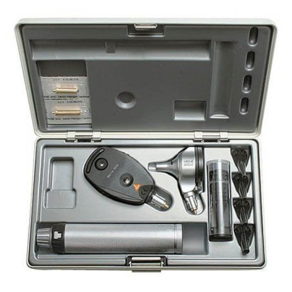 Отоскоп медицинский BETA 200 LED с рукояткой перезаряжаемой BETA 4 NT и Офтальмоскоп прямой медицинский BETA 200 LED в наборе Heine Фото товара Отоскоп медицинский BETA 200 LED с рукояткой перезаряжаемой BETA 4 NT и Офтальмоскоп прямой медицинский BETA 200 LED в наборе Heine