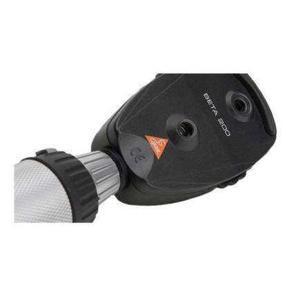 Отоскоп медицинский BETA 200 LED с рукояткой перезаряжаемой BETA 4 USB и Офтальмоскоп прямой медицинский BETA 200 LED в наборе Heine Фото товара Отоскоп медицинский BETA 200 LED с рукояткой перезаряжаемой BETA 4 USB и Офтальмоскоп прямой медицинский BETA 200 LED в наборе Heine