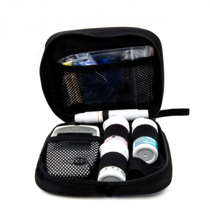 Фото товара Средство для измерения холестерина, глюкозы и гемоглобина ИзиТач (Easy Touch GCHb)