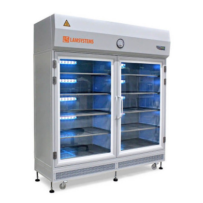 Фото товара Шкаф стерильного хранения с распашными дверями и лампами УФО (КД 442.180.02)