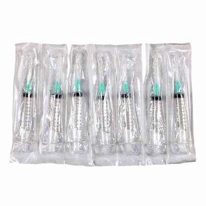 Фото товара Шприц 10 мл (3-х) SFM, одноразовый стерильный с надетой иглой 0,80х40-21G (LUER LOCK) (блистер), 100 шт/уп