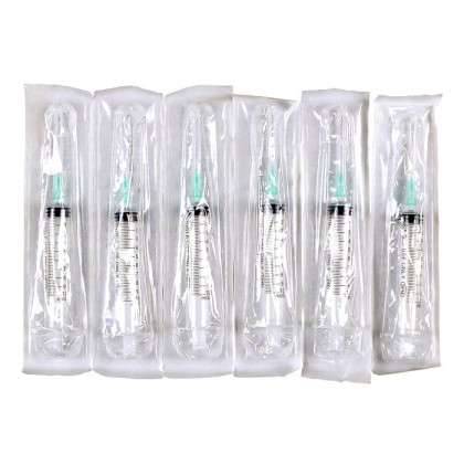 Фото товара Шприц 10мл. (3-х) SFM, одноразовый стерилизованный с надетой иглой 0,80 х 40 - 21G (блистер), 100 шт