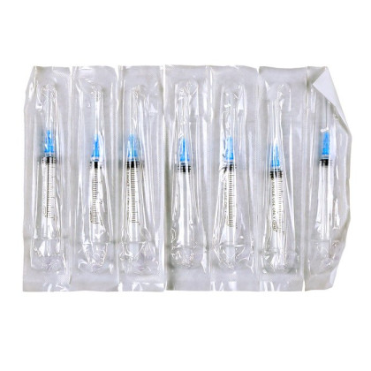 Фото товара Шприц 3мл. (3-х) SFM, одноразовый стерилизованный с надетой иглой 0,6 x 30 - 23G (блистер), 100 шт