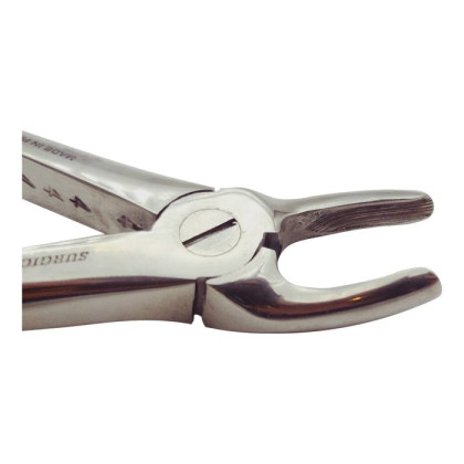 Щипцы для удаления молочных моляров верхней челюсти № 39 Фото товара Щипцы для удаления молочных моляров верхней челюсти № 39